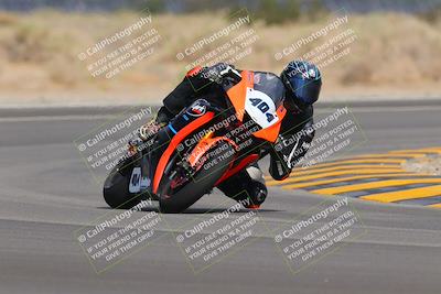 media/Sep-11-2022-SoCal Trackdays (Sun) [[81b7e951af]]/Turn 16 (945am)/